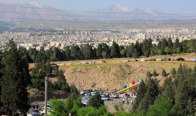 ۲ هزار مترمربع به ظرفیت پارکینگ سرخه حصار افزوده شد