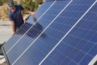 پیشرفت ۶۰ درصدی احداث نیروگاه بزرگ خورشیدی در منطقه۱۳