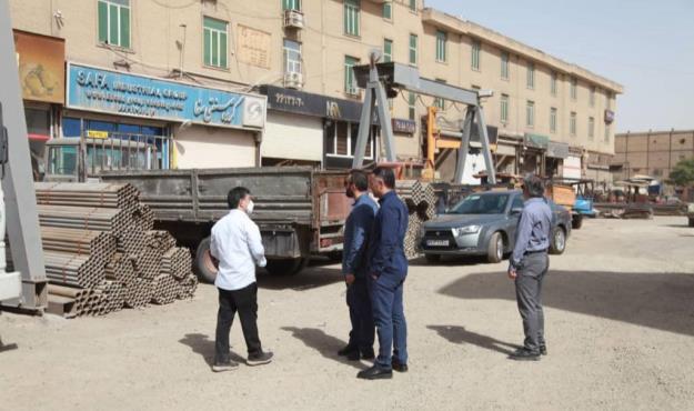 محمدجواد خسروی از ناحیه ۴ منطقه ۱۸ و بازار آهن شادآباد بازدید کرد 