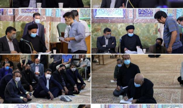 دیدار مردمی نایب رئیس کمیسیون عمران و حمل و نقل شورای شهر تهران و شهردار منطقه۸ با شهروندان در مسجد جامع نارمک