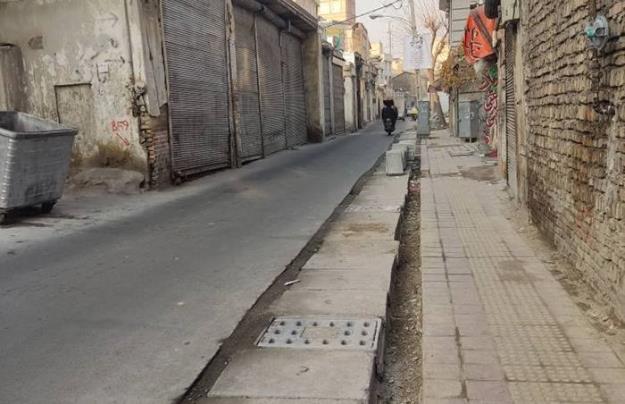  عملیات احداث نهر و مرمت پیاده‌روی ضلع شمال خیابان شیرازی