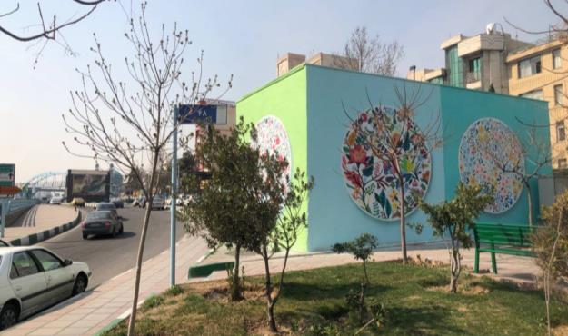 ۱۲۰۰مترمربع از دیواره های بزرگراه سردار شهید سلیمانی با رنگهای شاد مزین شد/ چهره شاداب شهر با  نقاشی های دیواری