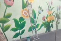 اجرای بیش از ۱۴۰۰ مترمربع زیباسازی دیوارهای خیابان دماوند