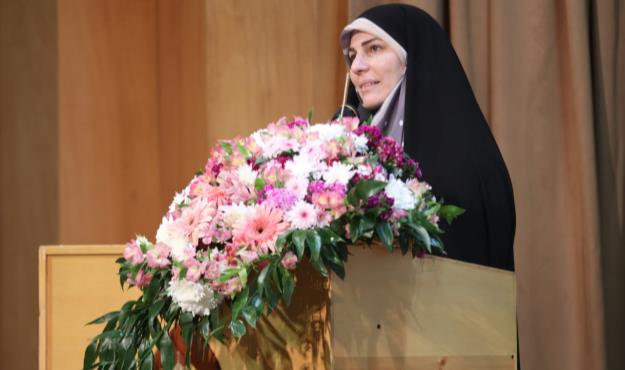 نسل جدید ما بسیار بهتر، بیشتر و پیشتر از ما مسیرهای رشد و تعالی را طی خواهند کرد