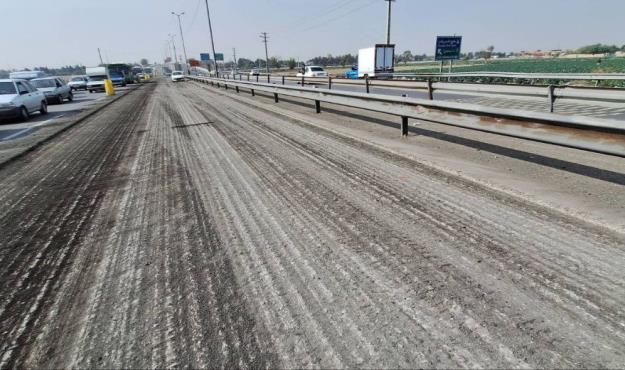آغاز عملیات تراش و روکش مکانیزه بزرگراه شهید رسولی در منطقه ۱۹ به مساحت ۲۰ هزار مترمربع