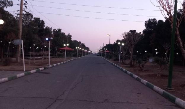 سیمای شبانه بوستان های منطقه ۱۹ با تقویت روشنایی ۳۲۰ پایه چراغ روشن تر شد