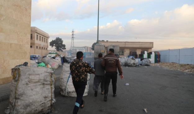 شناسایی و ساماندهی عاملان جمع آوری و تفکیک غیرمجاز پسماند در منطقه ۱۹