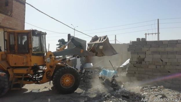 رفع خلاف ۵۳۲ مترمربع و جمع آوری ۶۸ مورد کرکره ساخت و سازهای غیرمجاز در منطقه ۱۹
