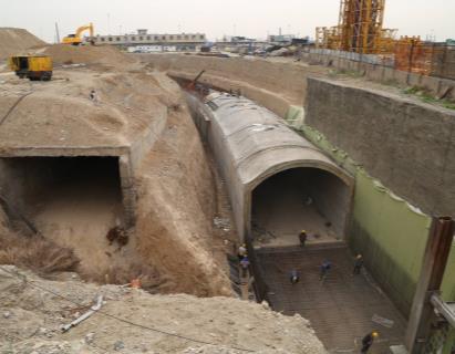 تاکید بر احداث، توسعه و تکمیل پایانه ها و پارکینگ های شبکه مترو تهران