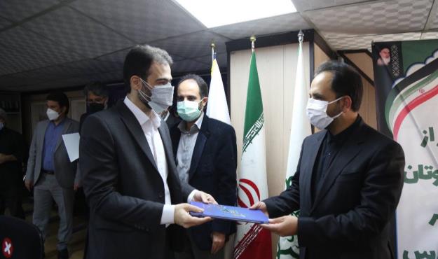 نقش ایثارگران، همچون حماسه‌سازان اربعین، روایت‌گری است