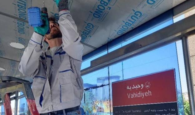 ایستگاه‌ها و سرپناه‌های حمل‌ونقل عمومی منطقه ۸ بازسازی می‌شود