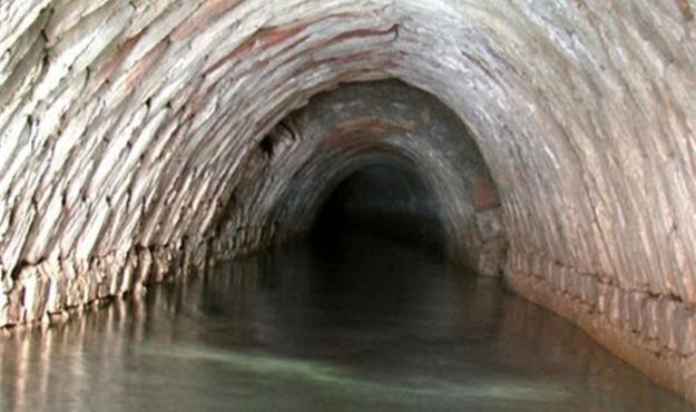 حفر ۸ حلقه چاه جذبی در منطقه ۱۳ برای جمع‌آوری آب‌های سطحی