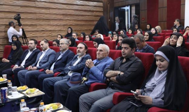 میانگین شانزده و نیم متری سرانه فضای سبز به ازای هر شهروند در منطقه۳