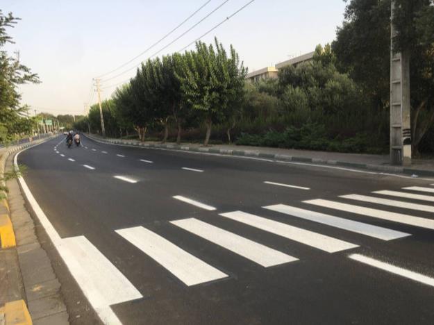 ۱۲۵هزار مترمربع از بزرگراه بسیج با آسفالت مکانیزه بهسازی شد