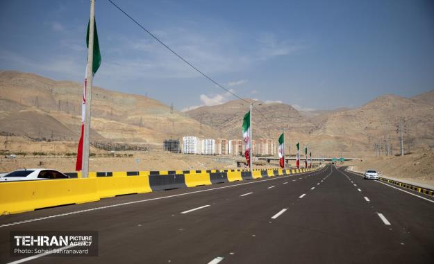 بزرگراه شهید موسوی در غرب تهران افتتاح شد / سرمایه‌گذاری ۲۲۰۰ میلیارد تومانی برای تکمیل رینگ ارتباطی پایتخت